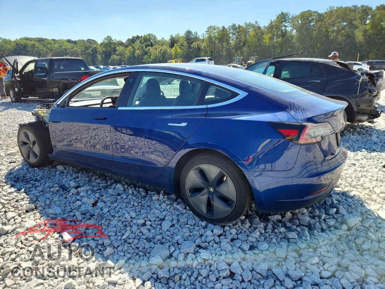 TESLA MODEL 3 2020 - 5YJ3E1EB5LF711195