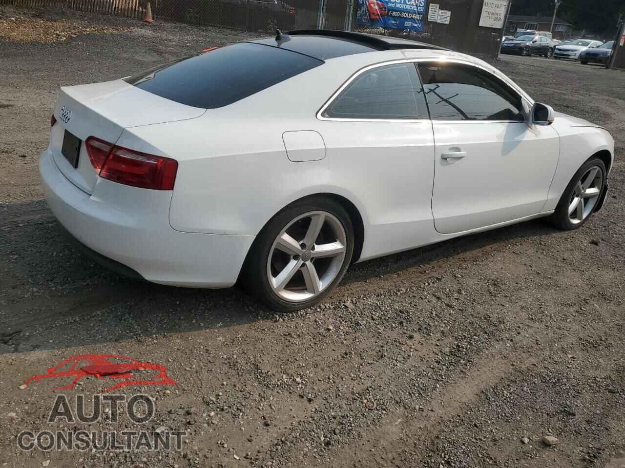 AUDI A5 2011 - WAUCFAFR9BA024430