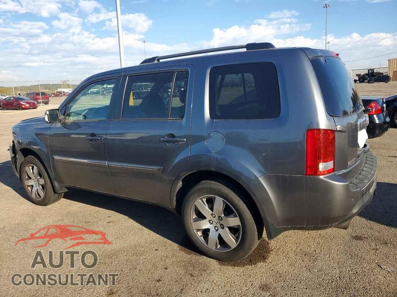 HONDA PILOT 2013 - 5FNYF4H90DB033034