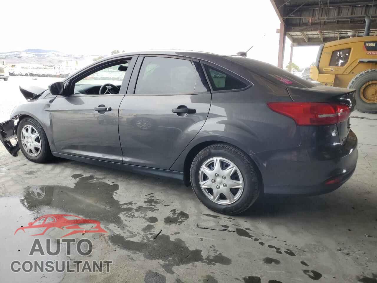 FORD FOCUS 2015 - 1FADP3E21FL314973