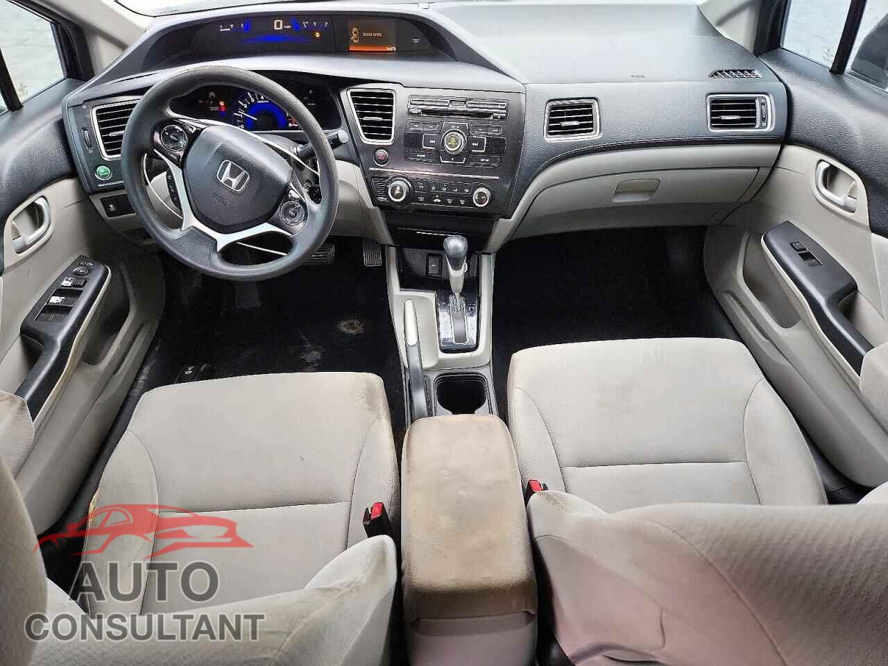 HONDA CIVIC 2013 - 2HGFB2F58DH300066