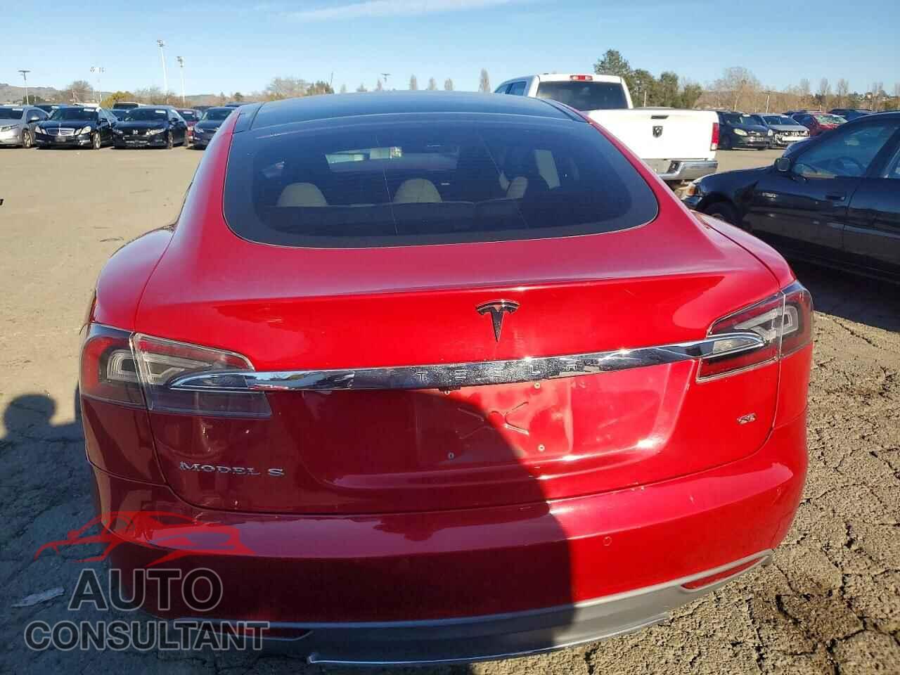 TESLA MODEL S 2014 - 5YJSA1S1XEFP36096