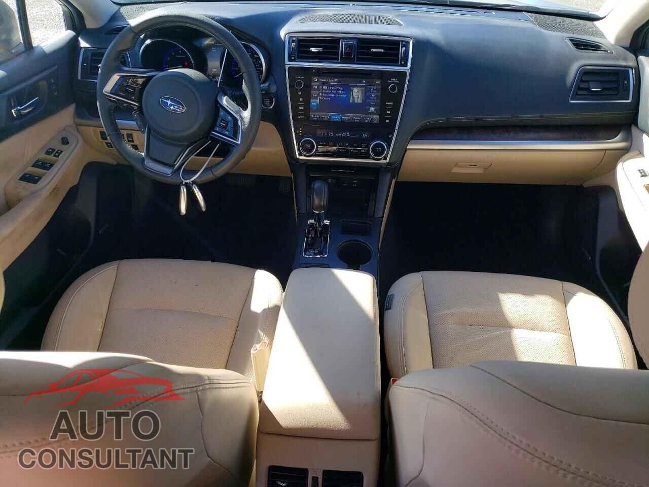 SUBARU OUTBACK 2018 - 4S4BSENC4J3217632