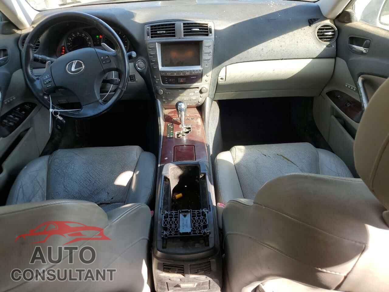 LEXUS IS 2008 - JTHBE262285018706