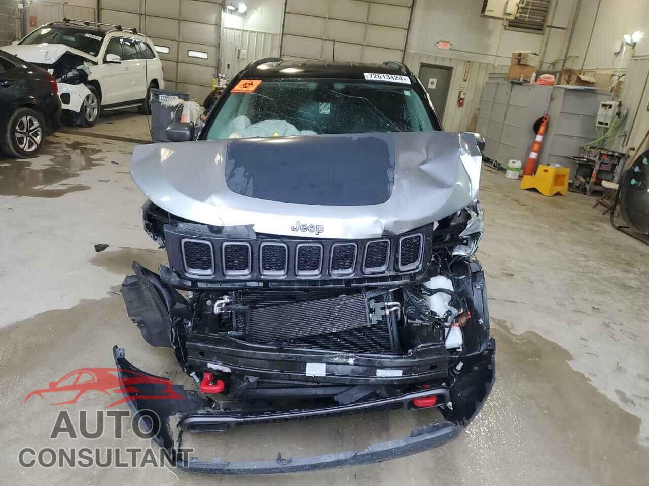 JEEP COMPASS 2017 - 3C4NJDDB7HT646236