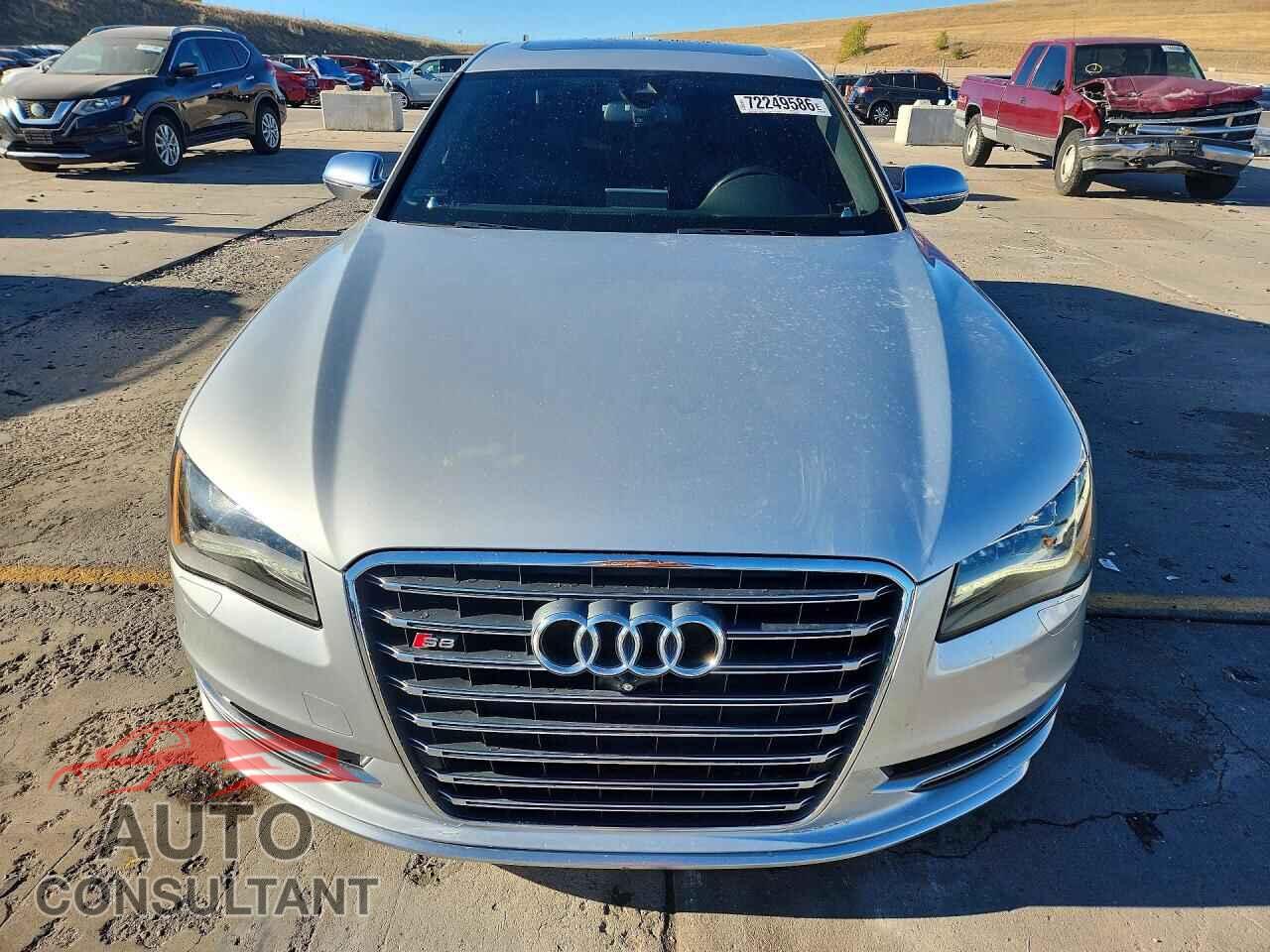 AUDI S8 2014 - WAUD2AFD4EN011134