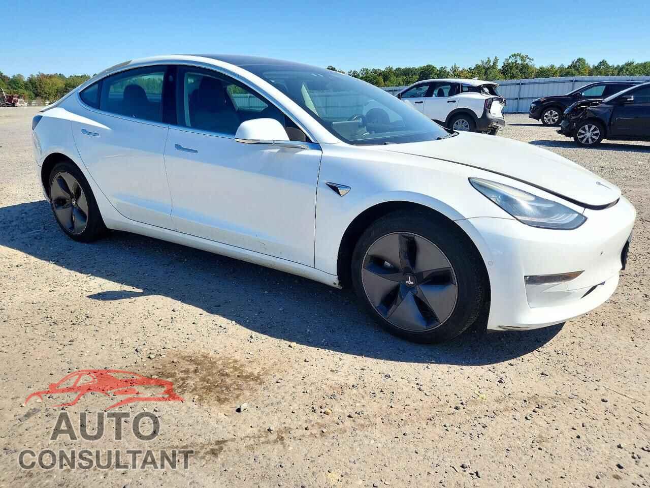 TESLA MODEL 3 2018 - 5YJ3E1EB2JF066924