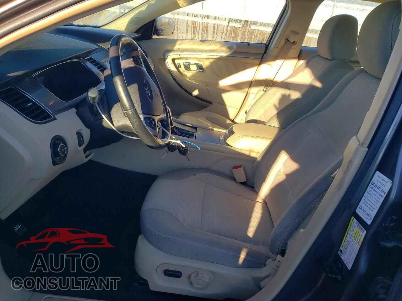 FORD TAURUS 2014 - 1FAHP2E82EG104261