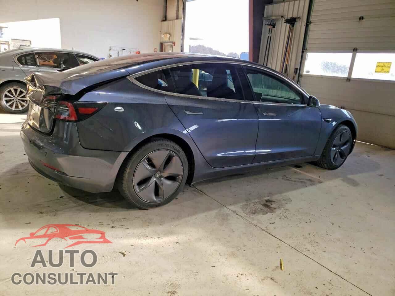 TESLA MODEL 3 2018 - 5YJ3E1EA6JF011545