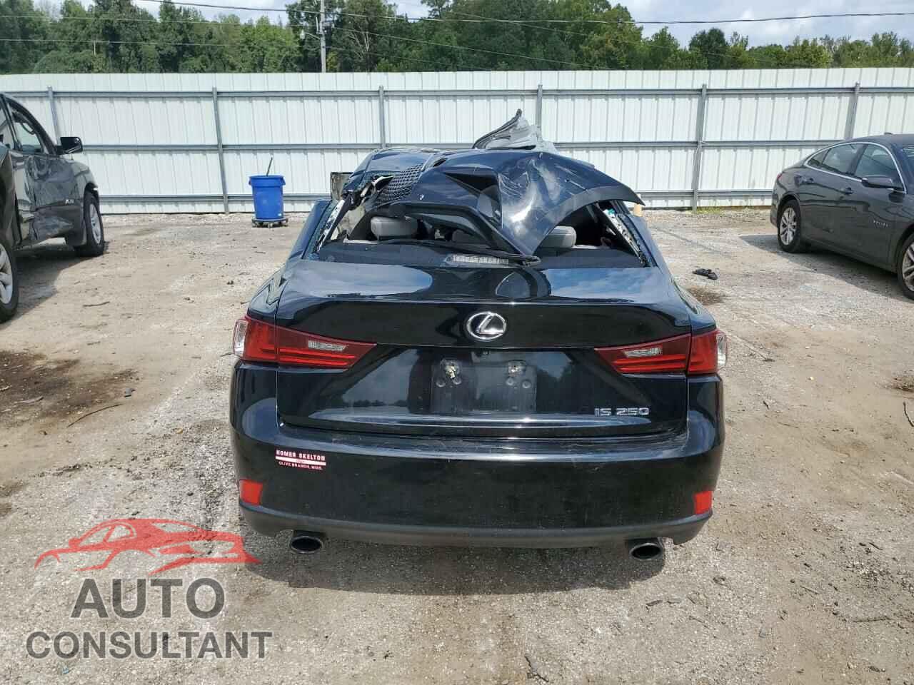 LEXUS IS 2014 - JTHBF1D28E5017839