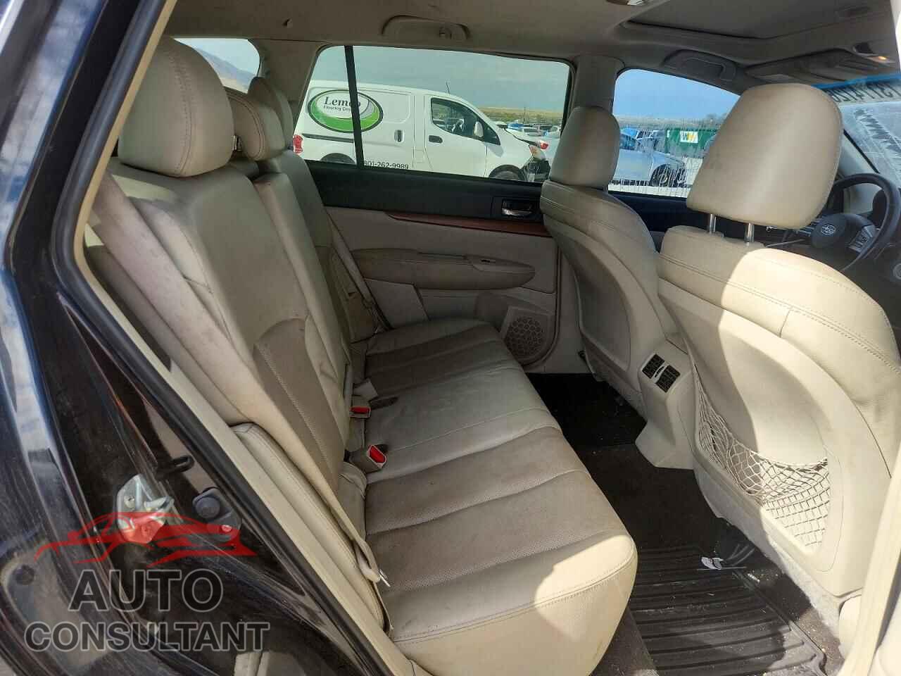SUBARU OUTBACK 2014 - 4S4BRBLC1E3308120