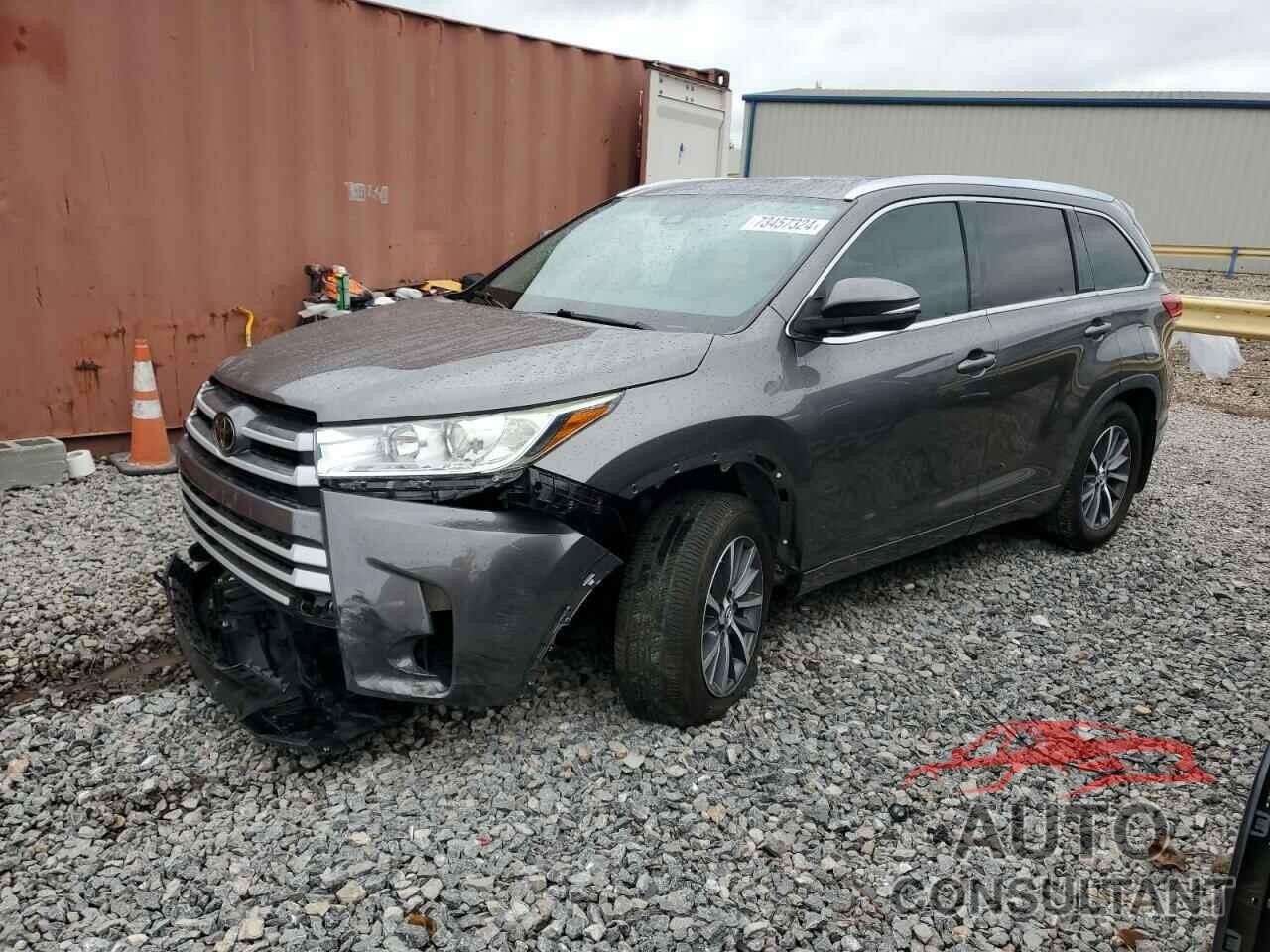 TOYOTA HIGHLANDER 2018 - 5TDJZRFH5JS537912