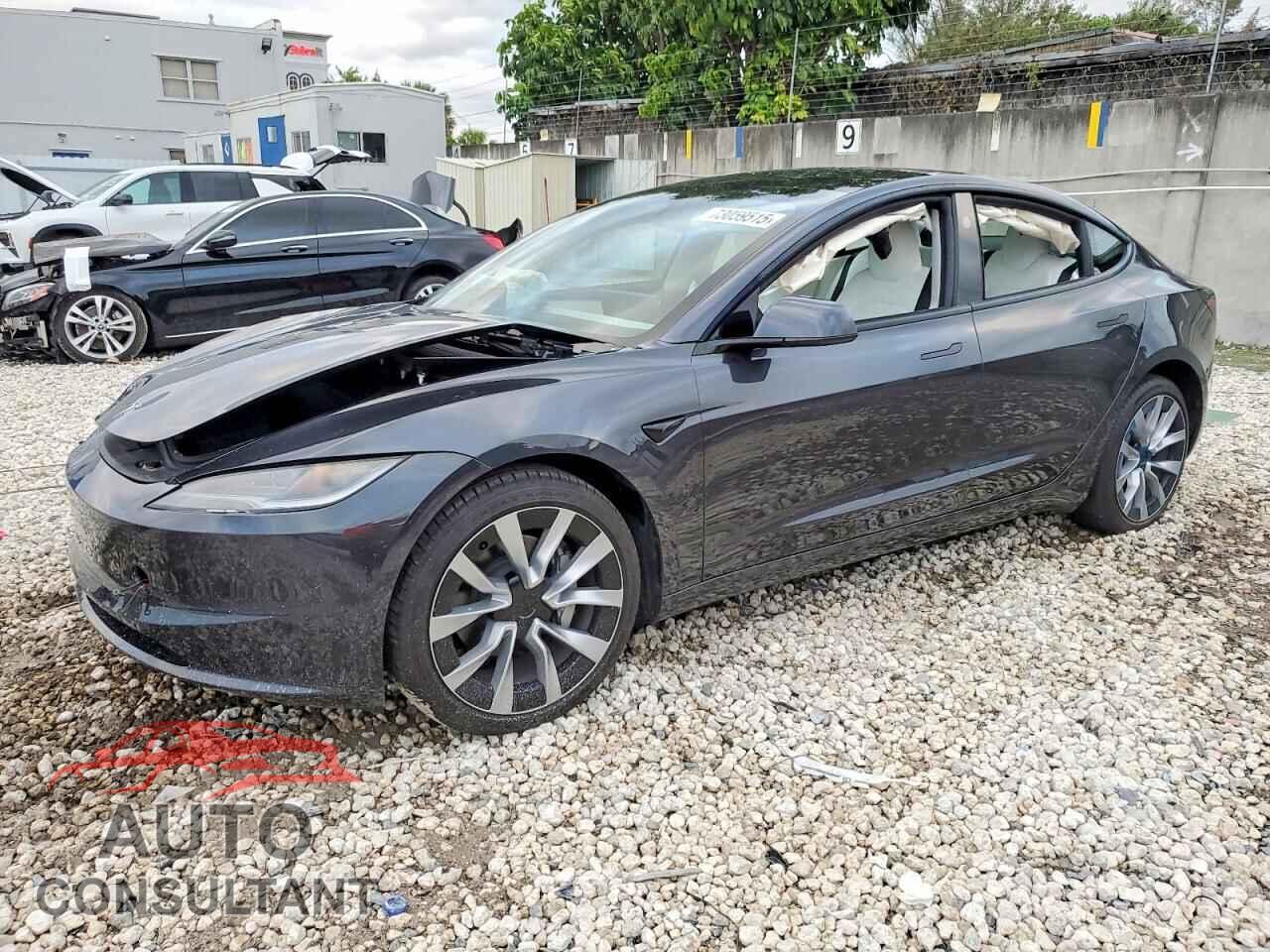 TESLA MODEL 3 2024 - 5YJ3E1EA9RF859558