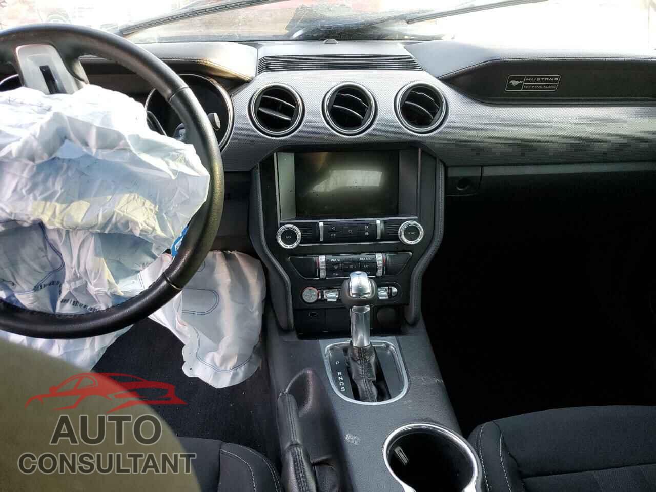 FORD MUSTANG 2020 - 1FATP8UHXL5162478