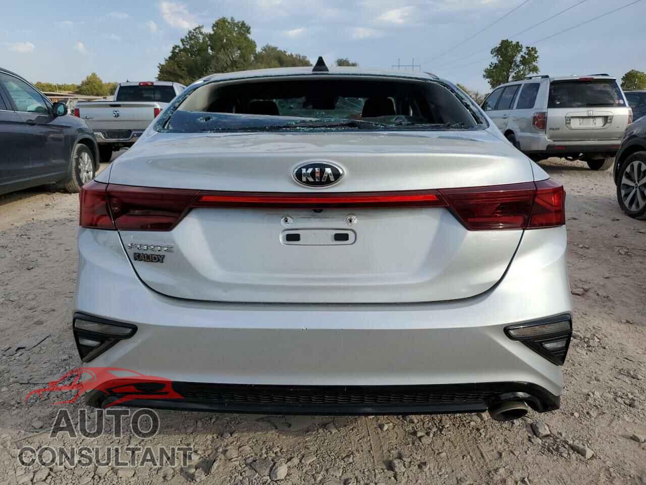 KIA FORTE 2019 - 3KPF24AD0KE024385