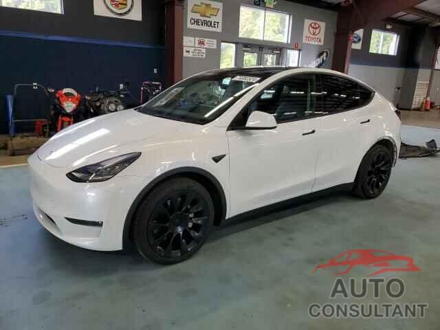 TESLA MODEL Y 2021 - 5YJYGDEE0MF181876