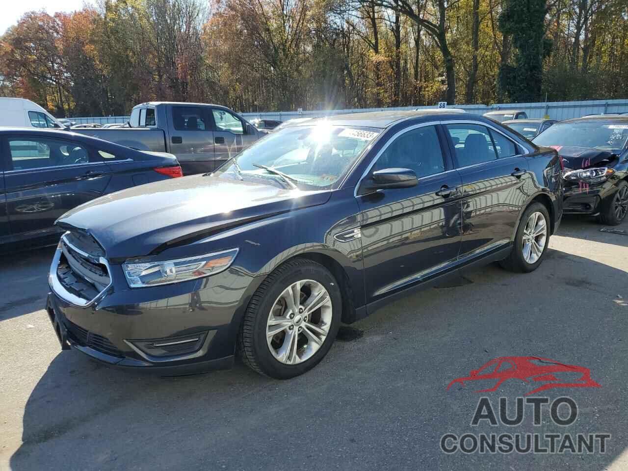 FORD TAURUS 2017 - 1FAHP2E84HG110132