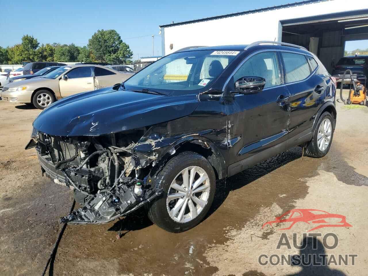 NISSAN ROGUE 2018 - JN1BJ1CR5JW284748