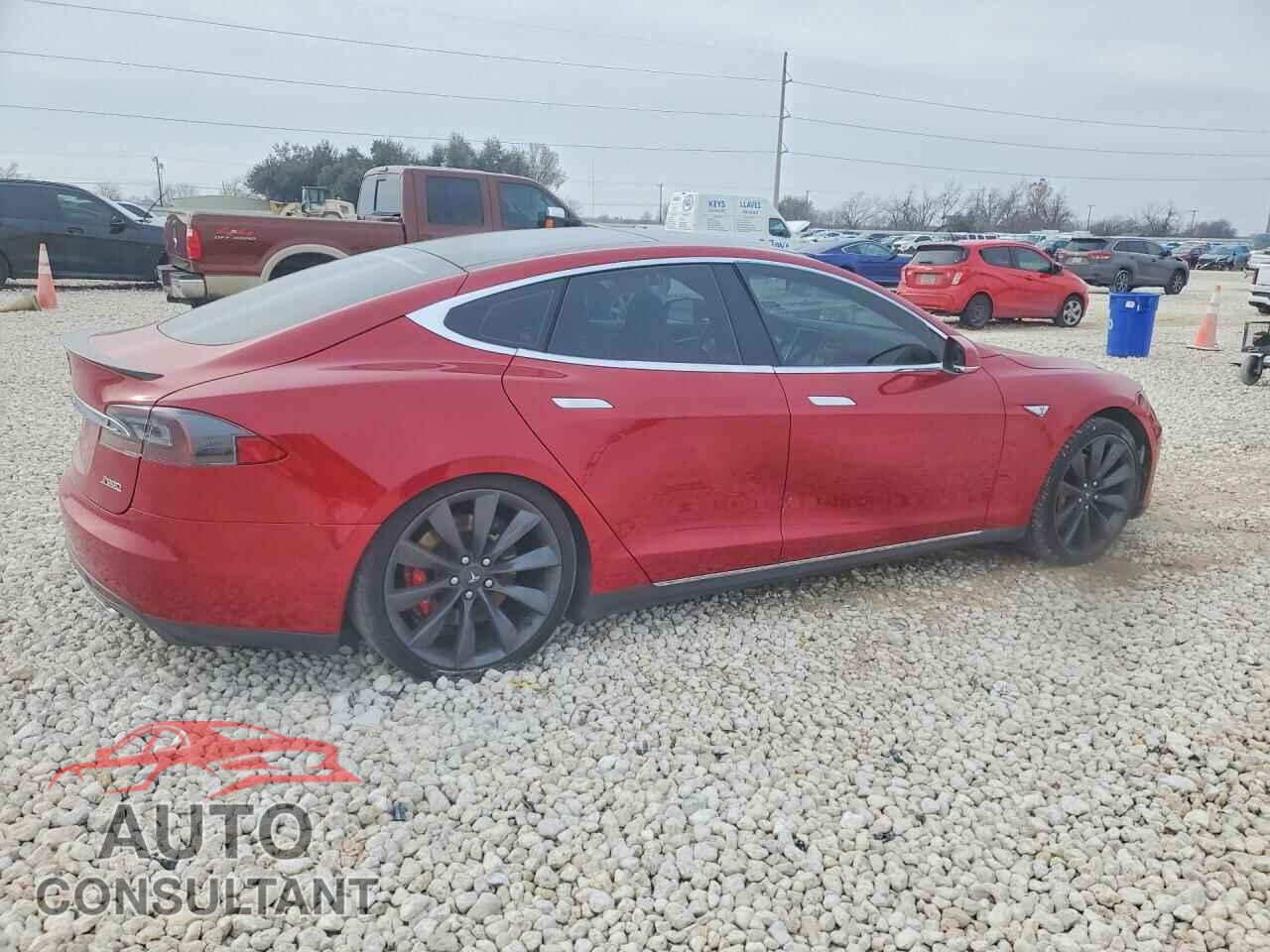 TESLA MODEL S 2016 - 5YJSA1E46GF128584