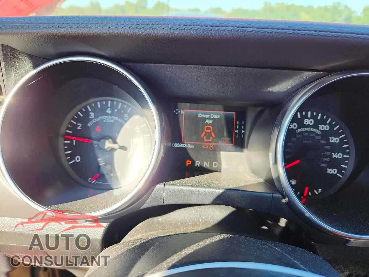 FORD MUSTANG 2021 - 1FA6P8TH4M5101093