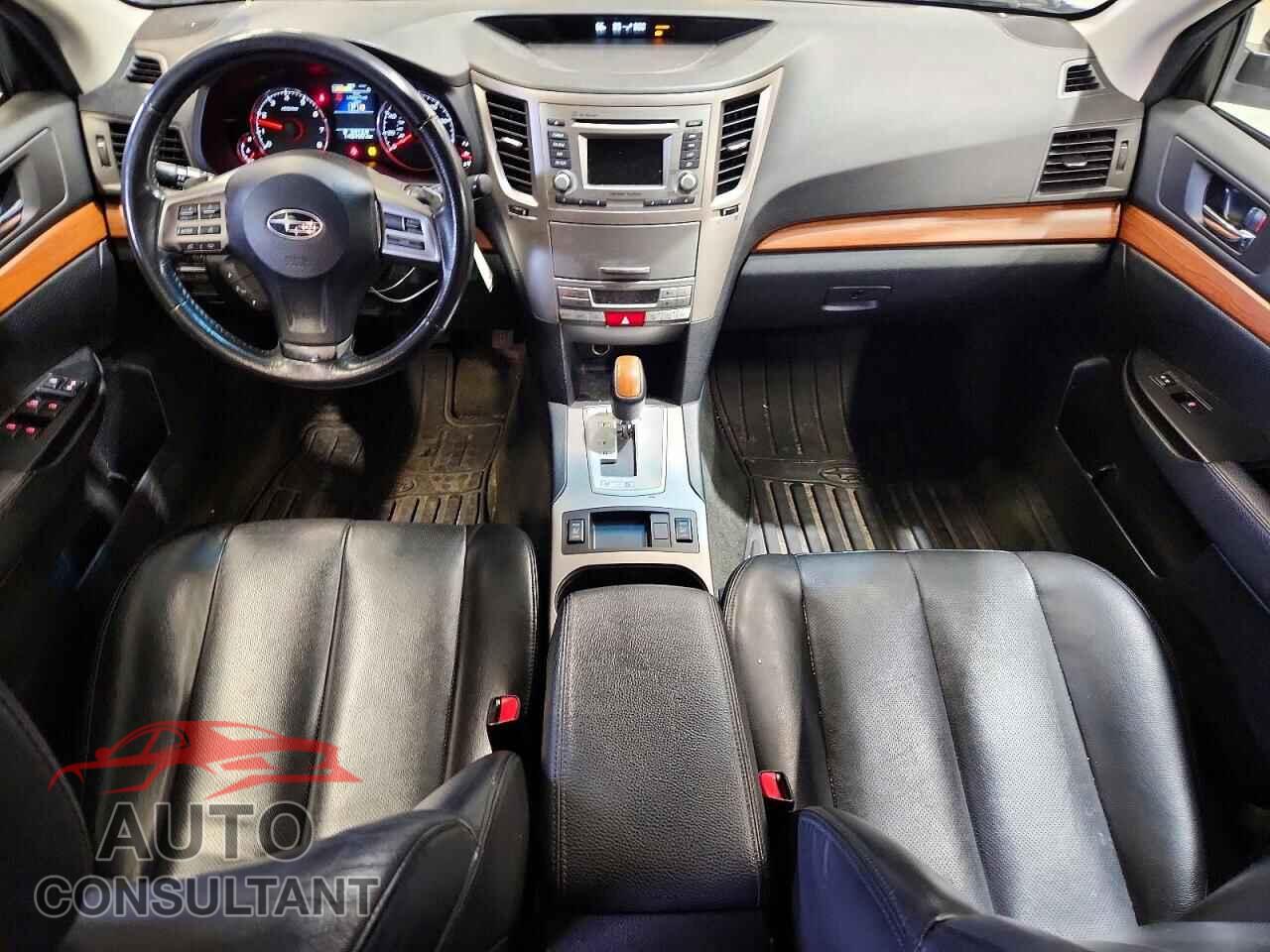 SUBARU OUTBACK 2013 - 4S4BRBKC5D3241182