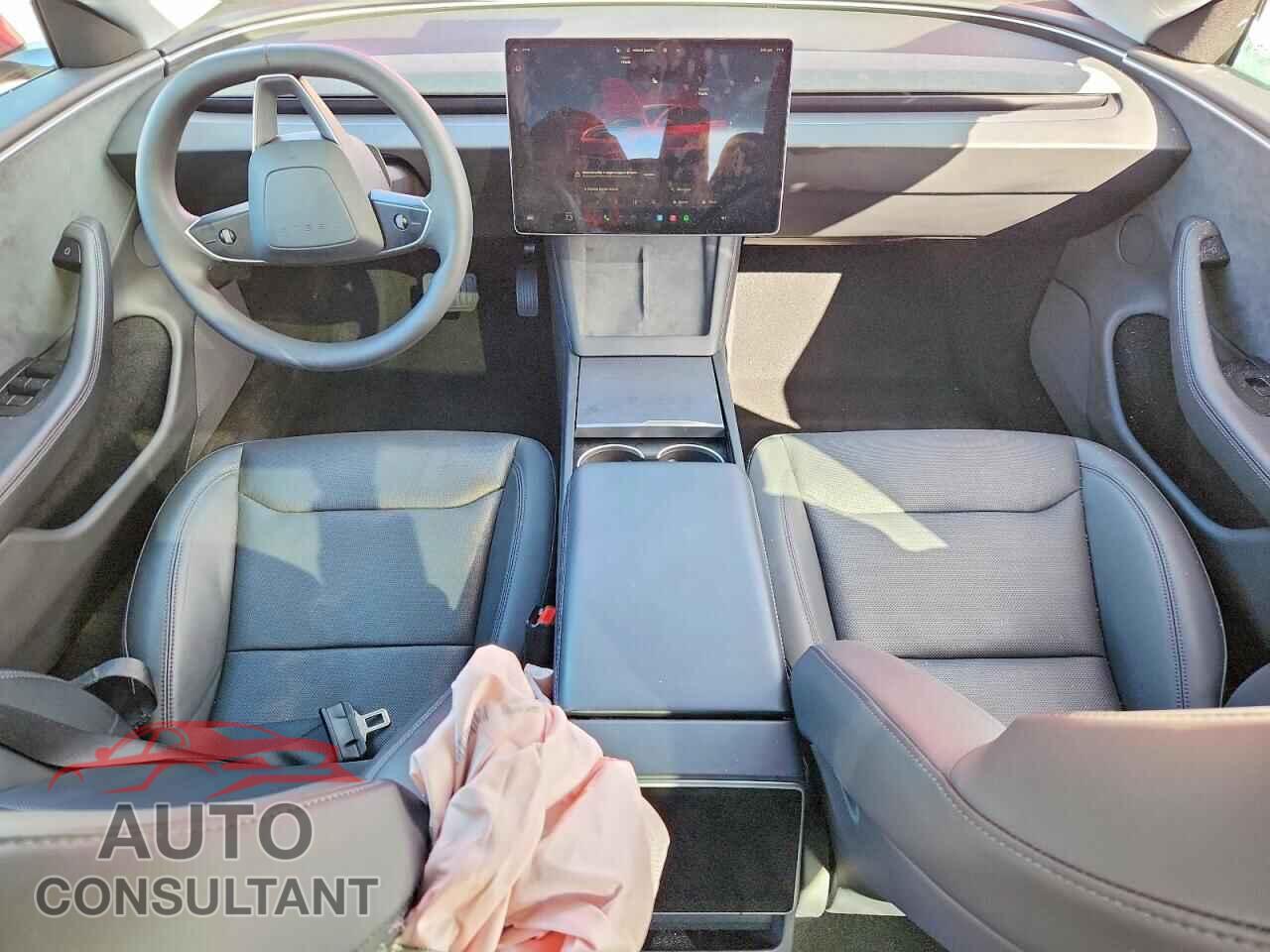 TESLA MODEL 3 2024 - 5YJ3E1EB3RF755088