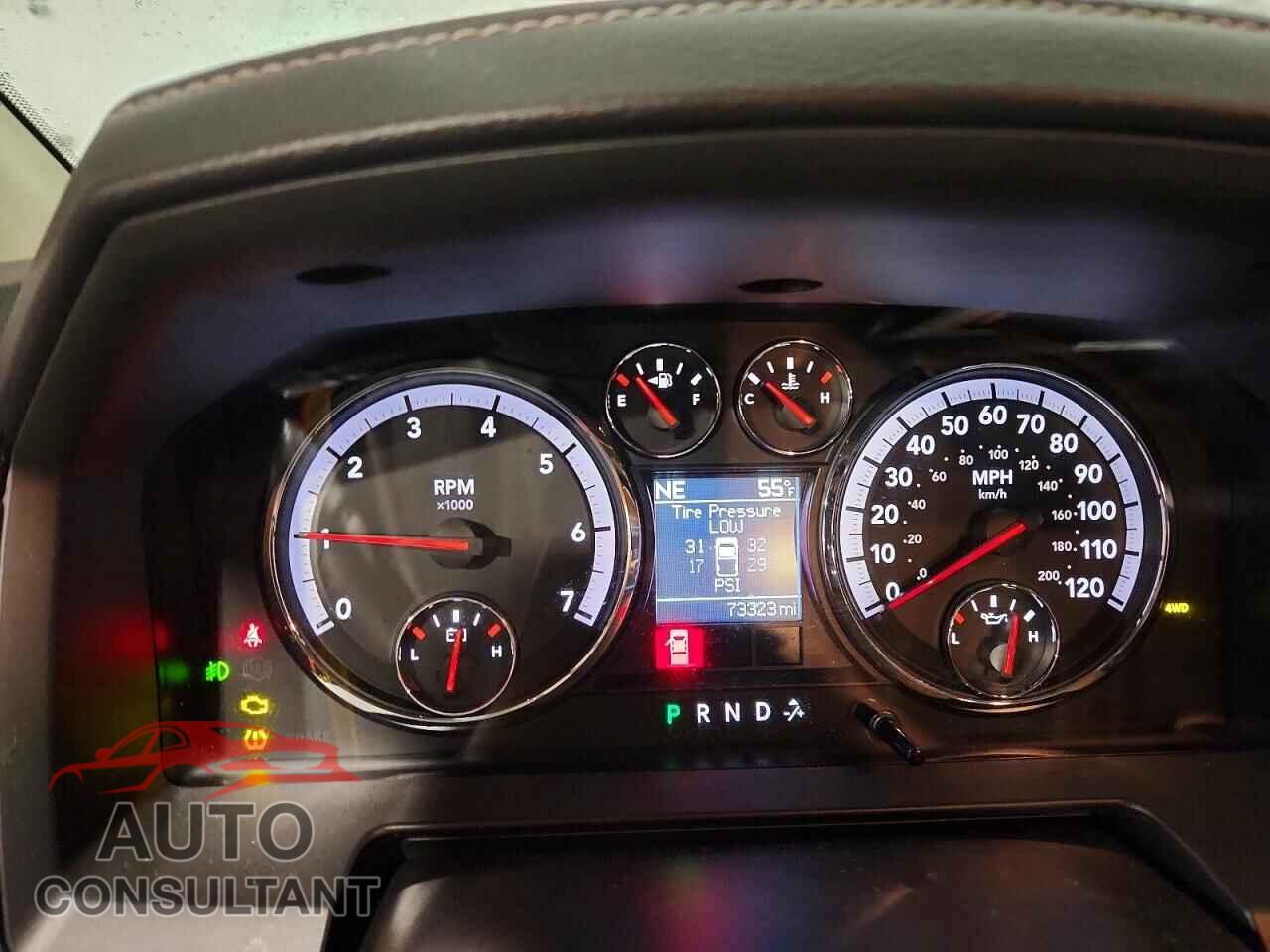 DODGE RAM 1500 2012 - 1C6RD7MTXCS128612