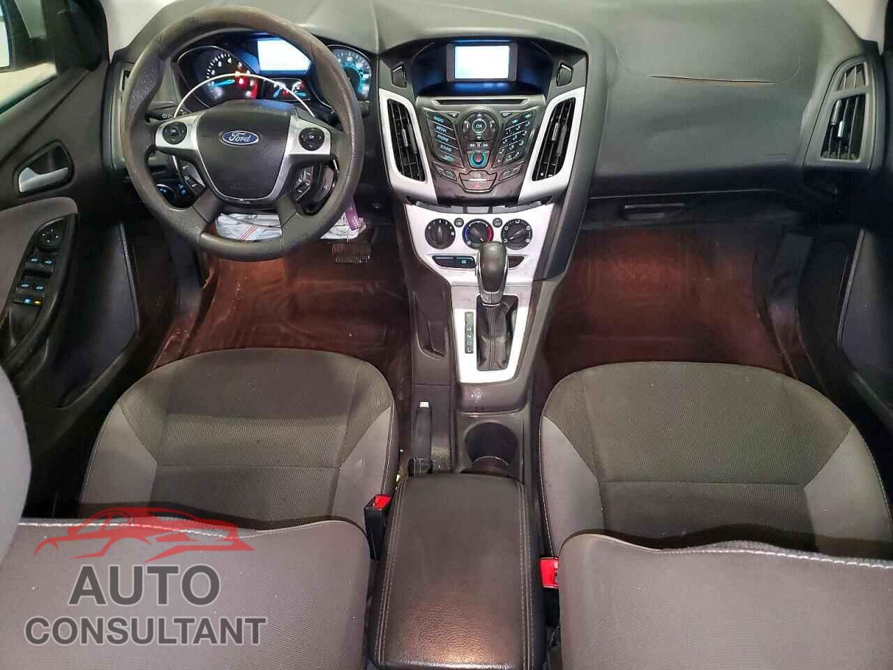 FORD FOCUS 2013 - 1FADP3F2XDL373810