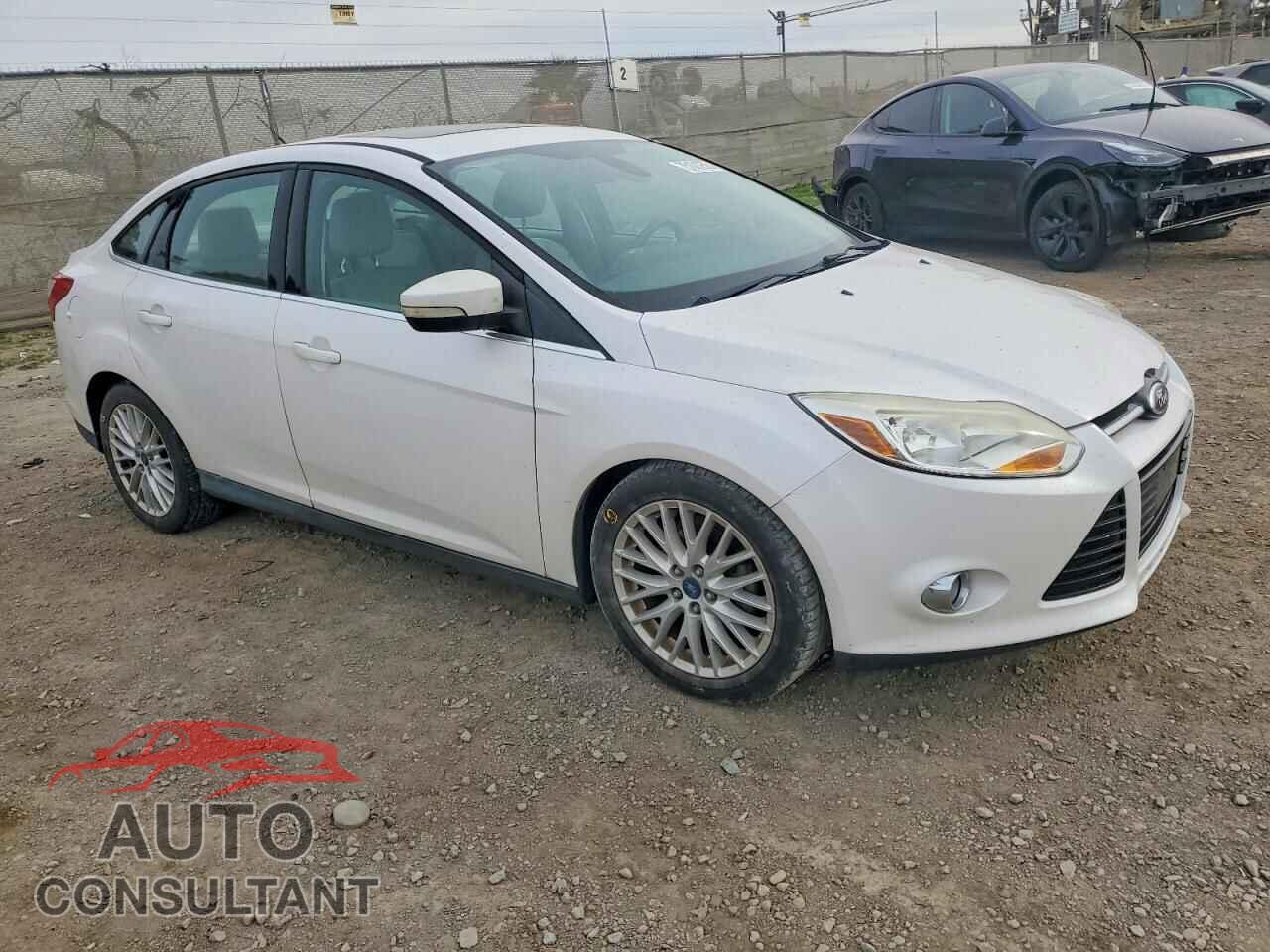 FORD FOCUS 2012 - 1FAHP3H24CL379065