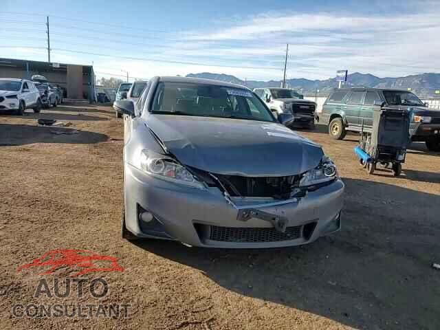 LEXUS IS 2012 - JTHCF5C2XC5059844