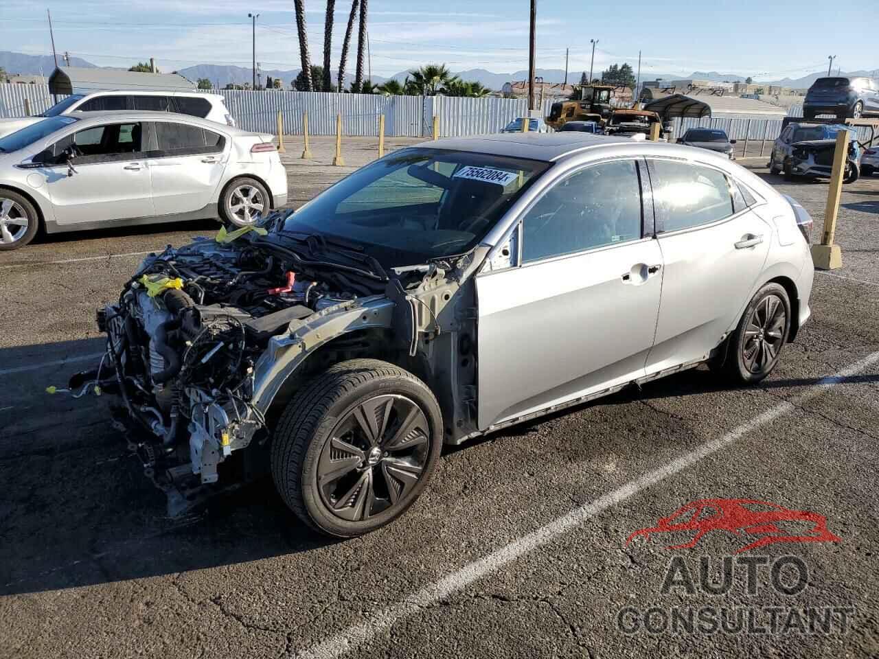 HONDA CIVIC 2018 - SHHFK7H50JU402924