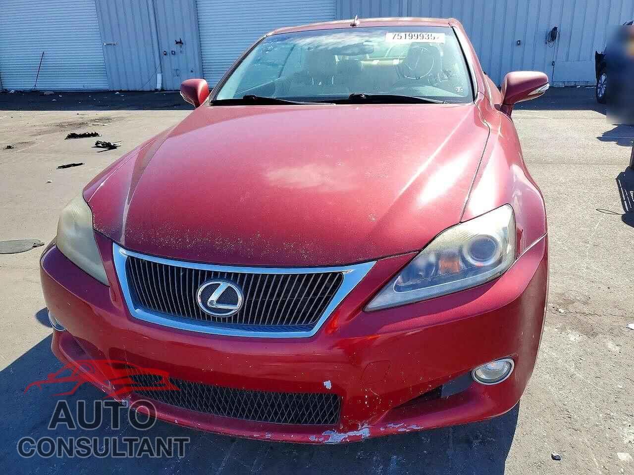 LEXUS IS 2012 - JTHFE2C2XC2508195