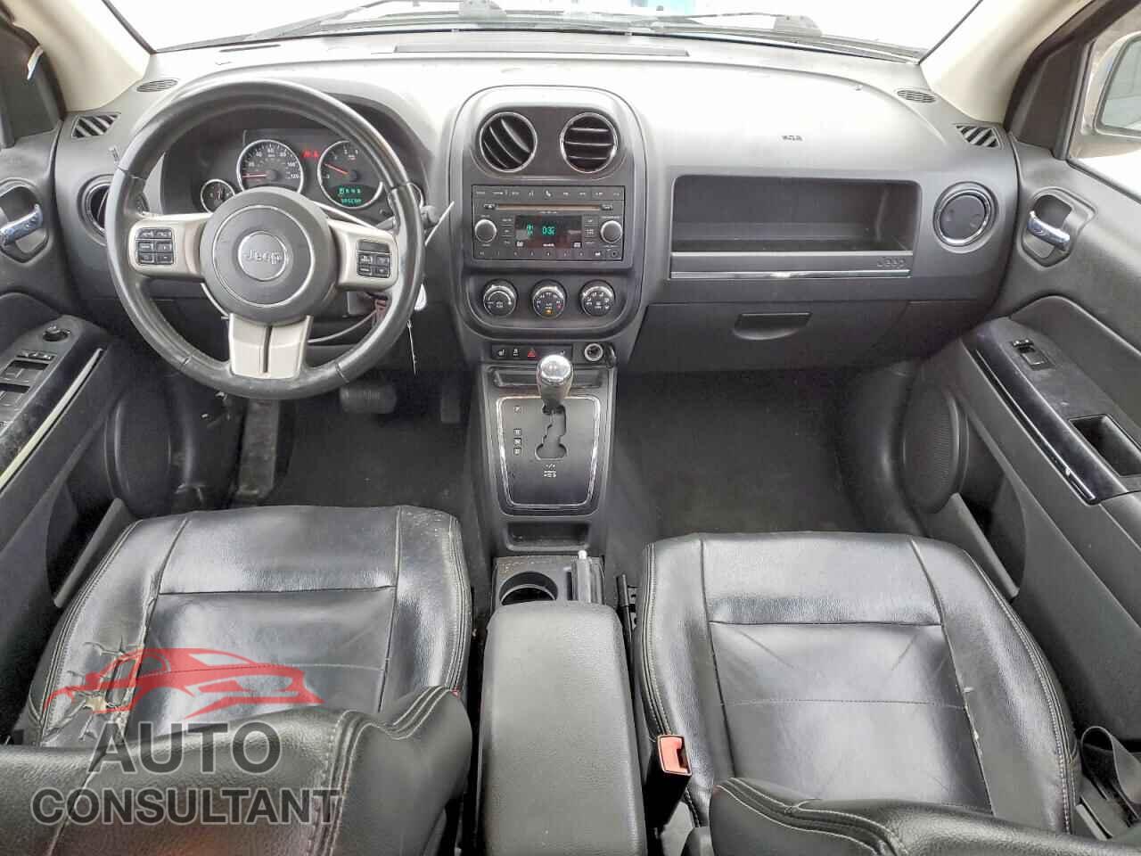 JEEP COMPASS 2011 - 1J4NF5FB3BD243818