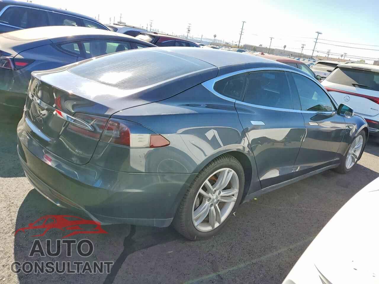 TESLA MODEL S 2014 - 5YJSA1H11EFP50993