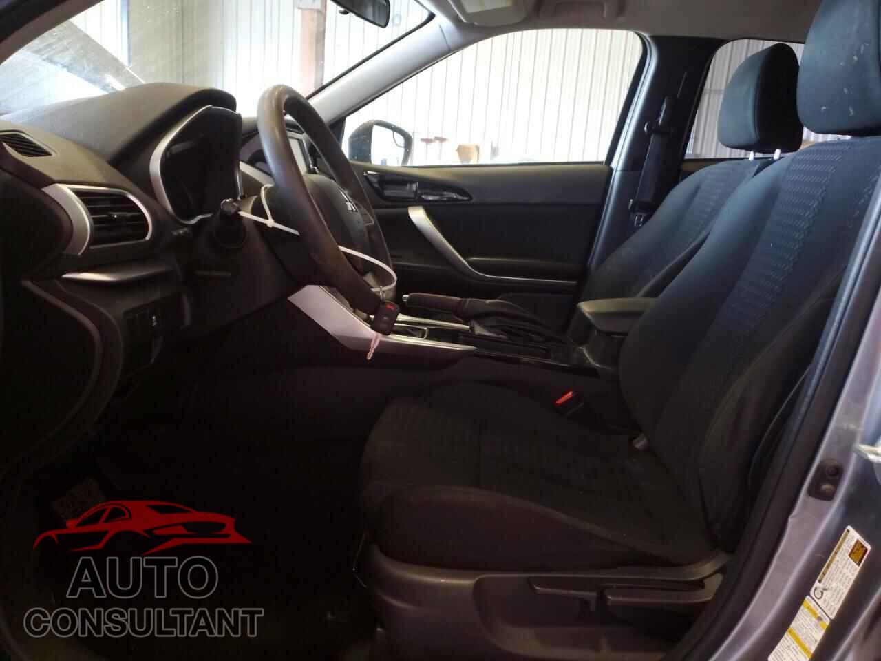 MITSUBISHI ECLIPSE 2019 - JA4AT3AA0KZ048112