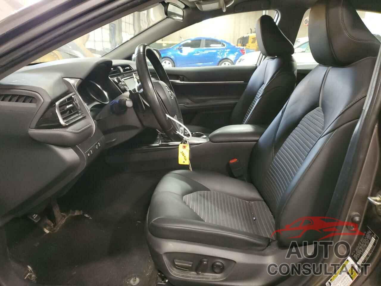 TOYOTA CAMRY 2020 - 4T1G11AK7LU927216