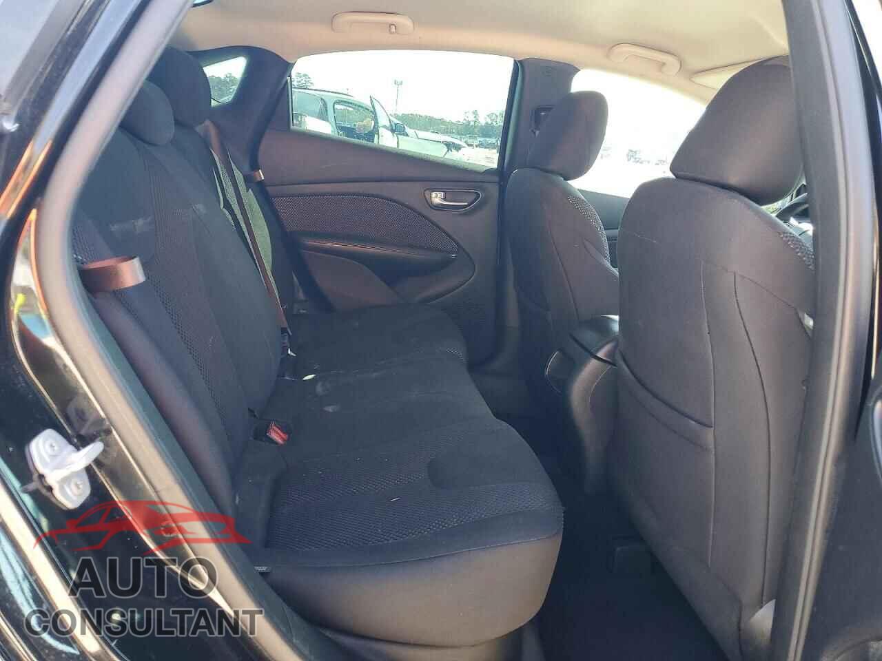 DODGE DART 2015 - 1C3CDFAA2FD392657