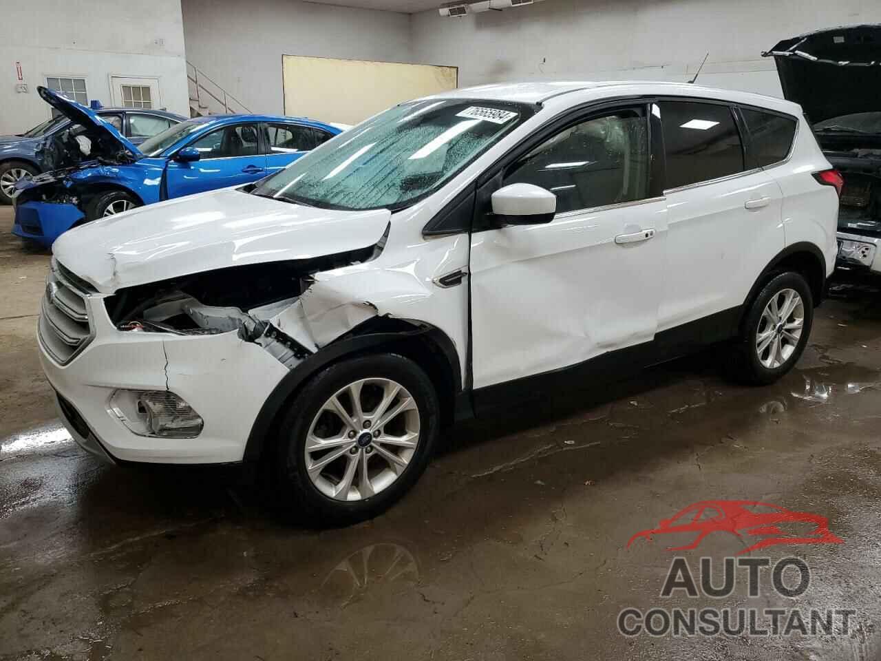 FORD ESCAPE 2019 - 1FMCU0GD8KUA24211