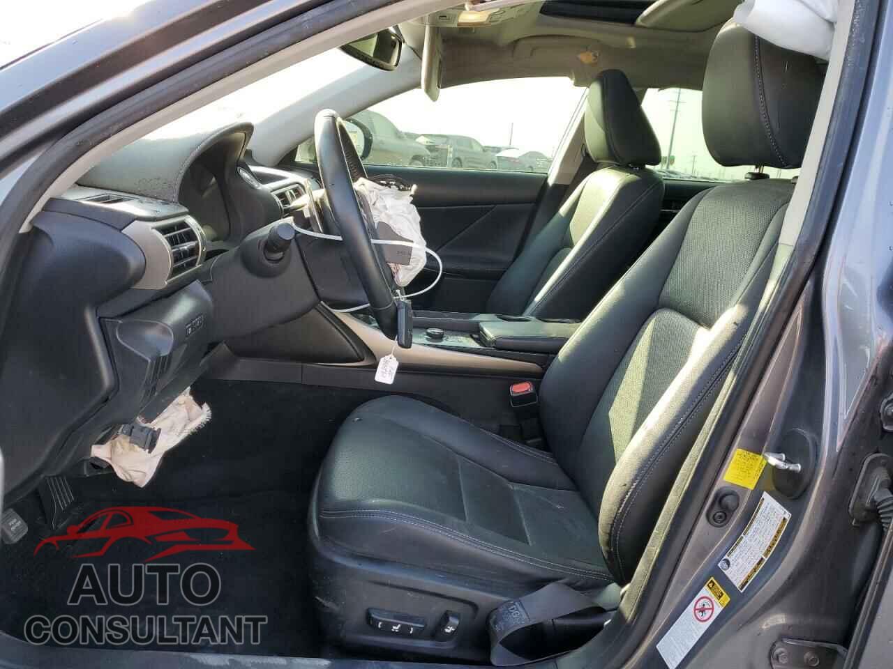 LEXUS IS 2014 - JTHBF1D24E5014808