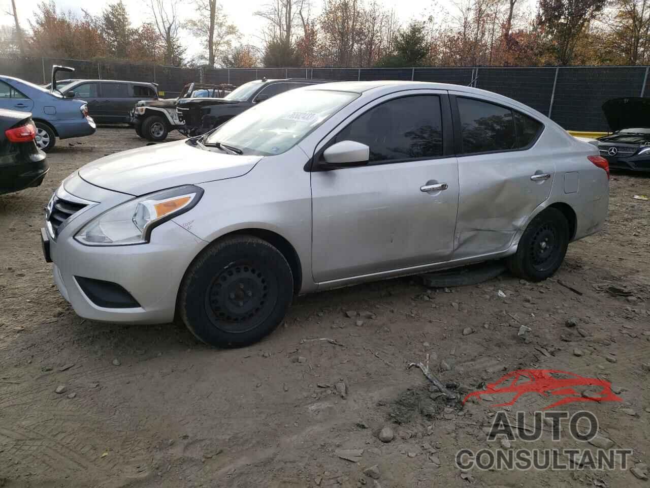 NISSAN VERSA 2019 - 3N1CN7AP1KL857357