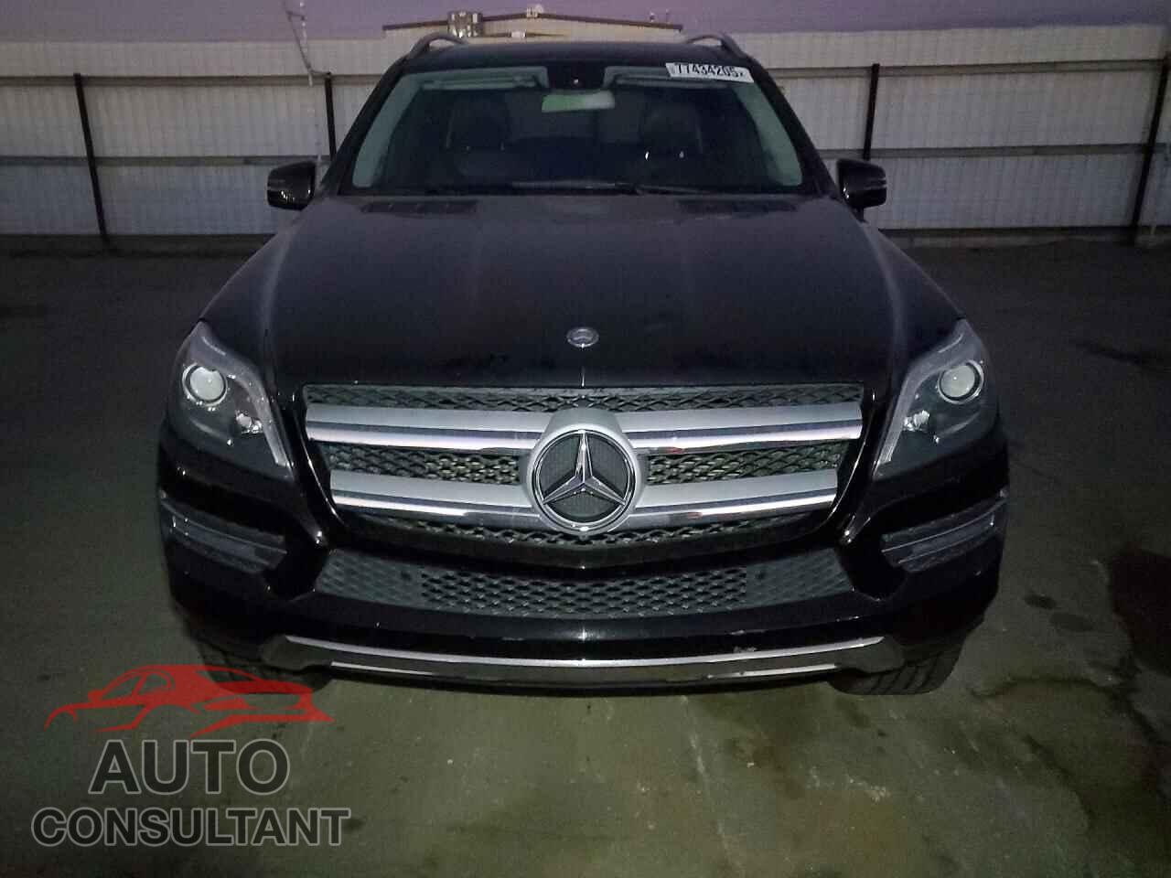 MERCEDES-BENZ GL-CLASS 2015 - 4JGDF6EE2FA454174