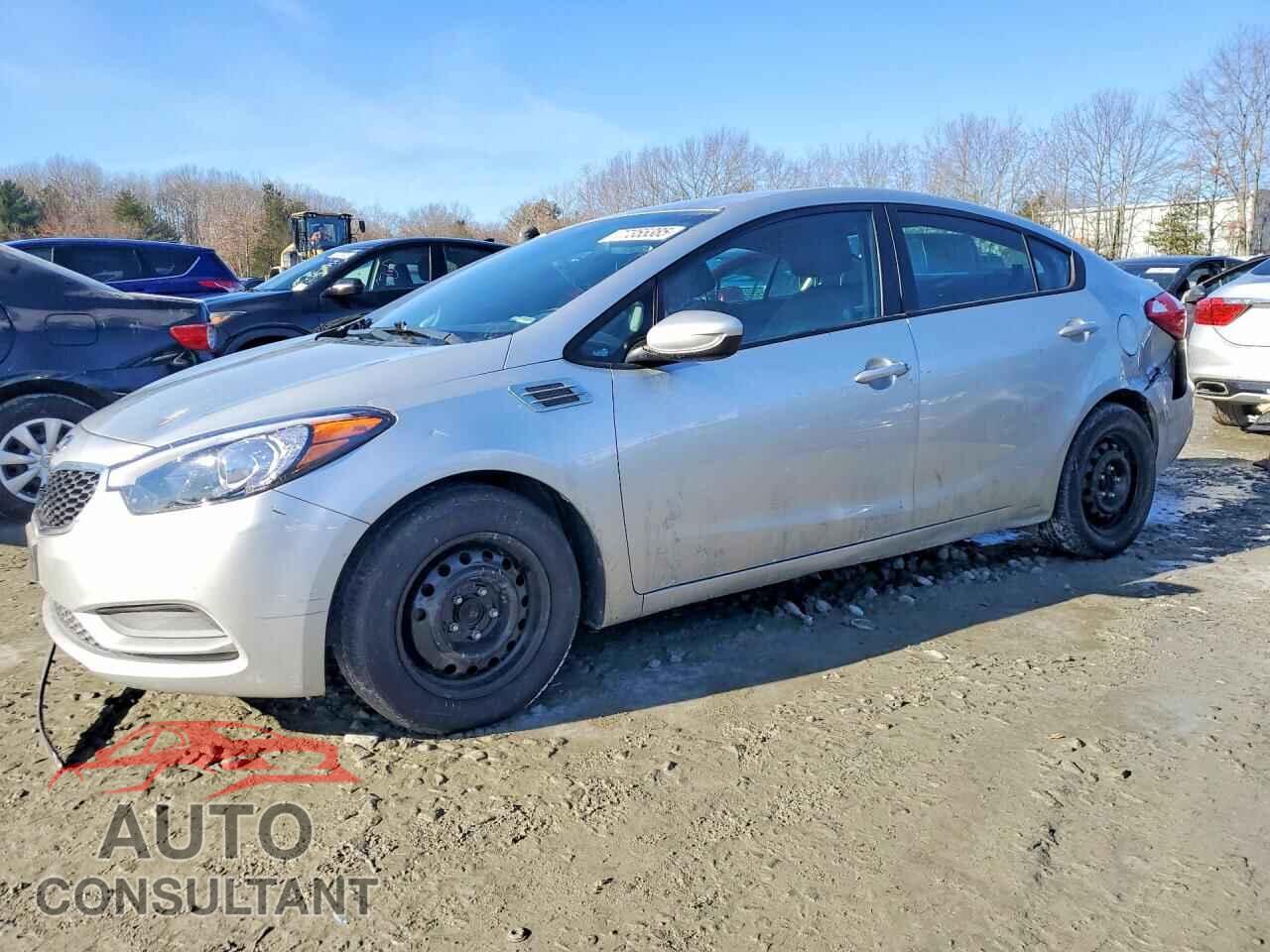 KIA FORTE 2015 - KNAFK4A68F5287417