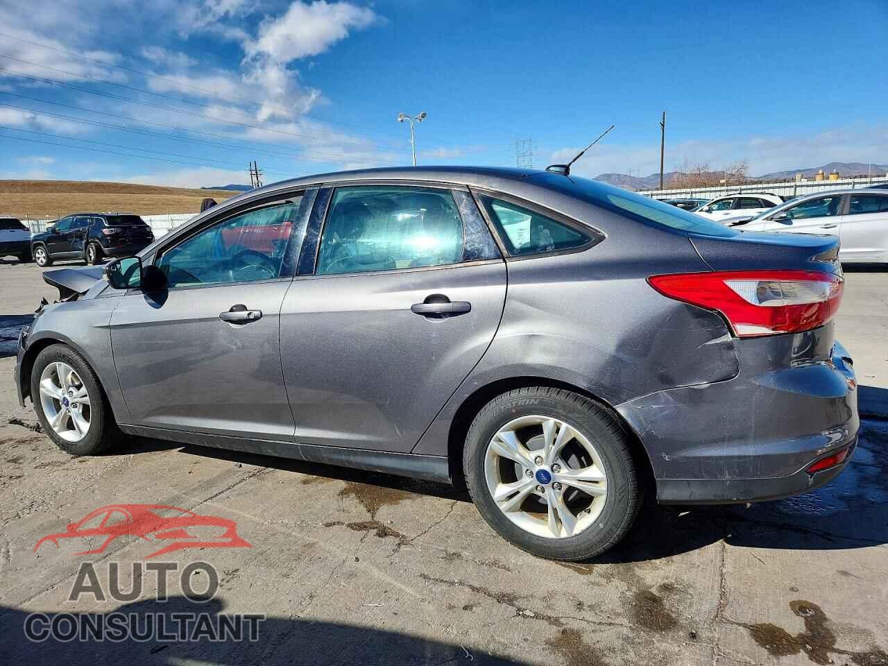 FORD FOCUS 2014 - 1FADP3F22EL259317