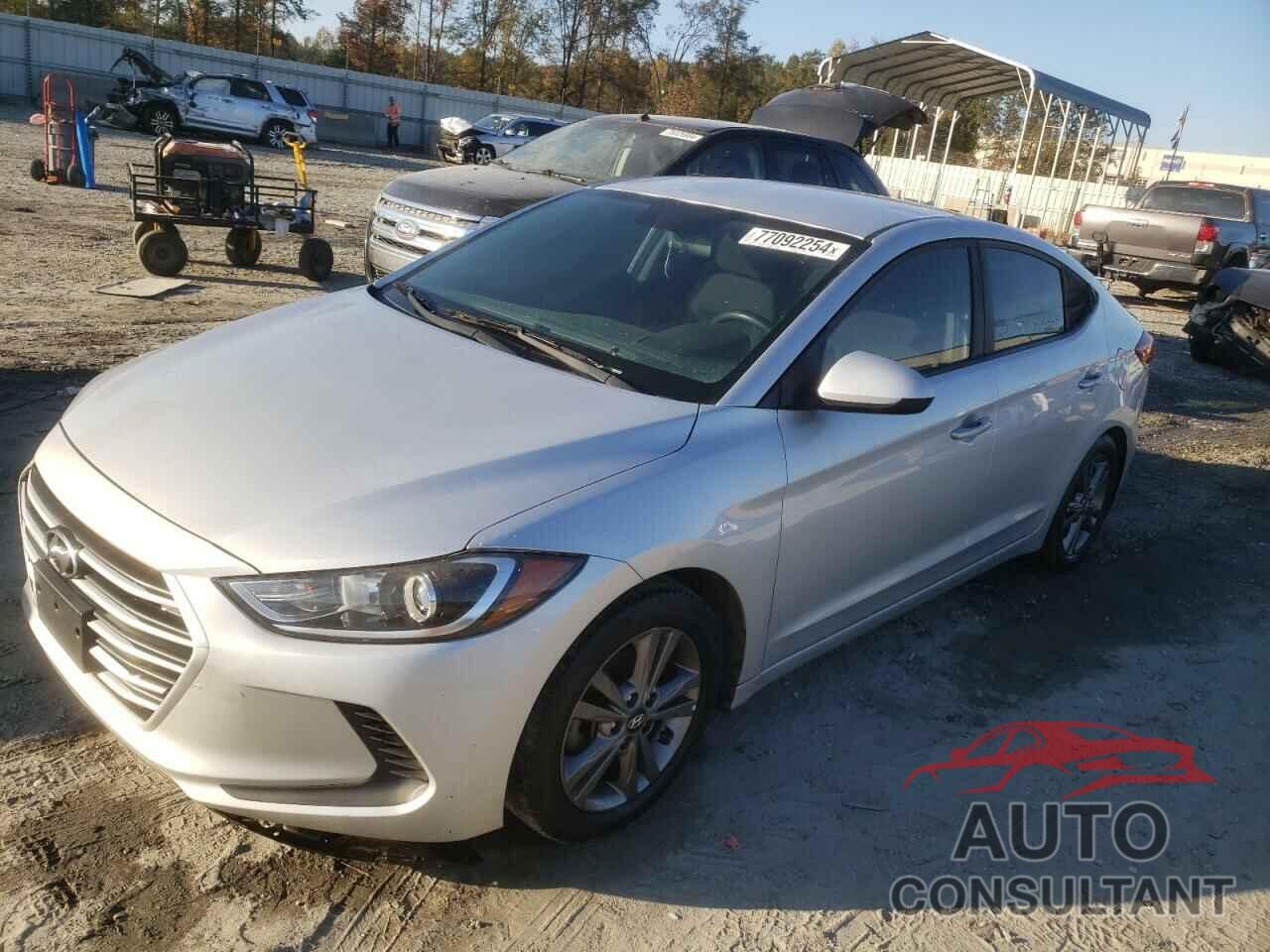 HYUNDAI ELANTRA 2018 - 5NPD84LFXJH299924