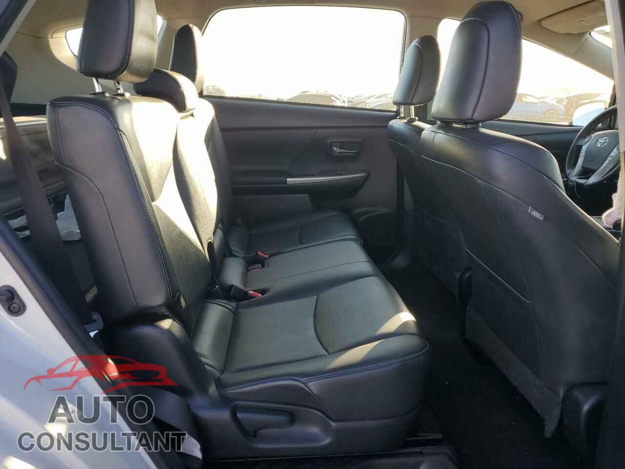 TOYOTA PRIUS 2015 - JTDZN3EU7FJ032789