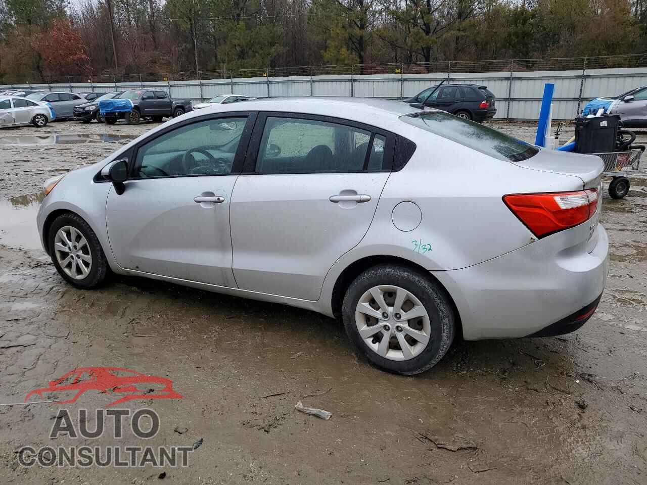 KIA RIO 2013 - KNADM4A38D6282815