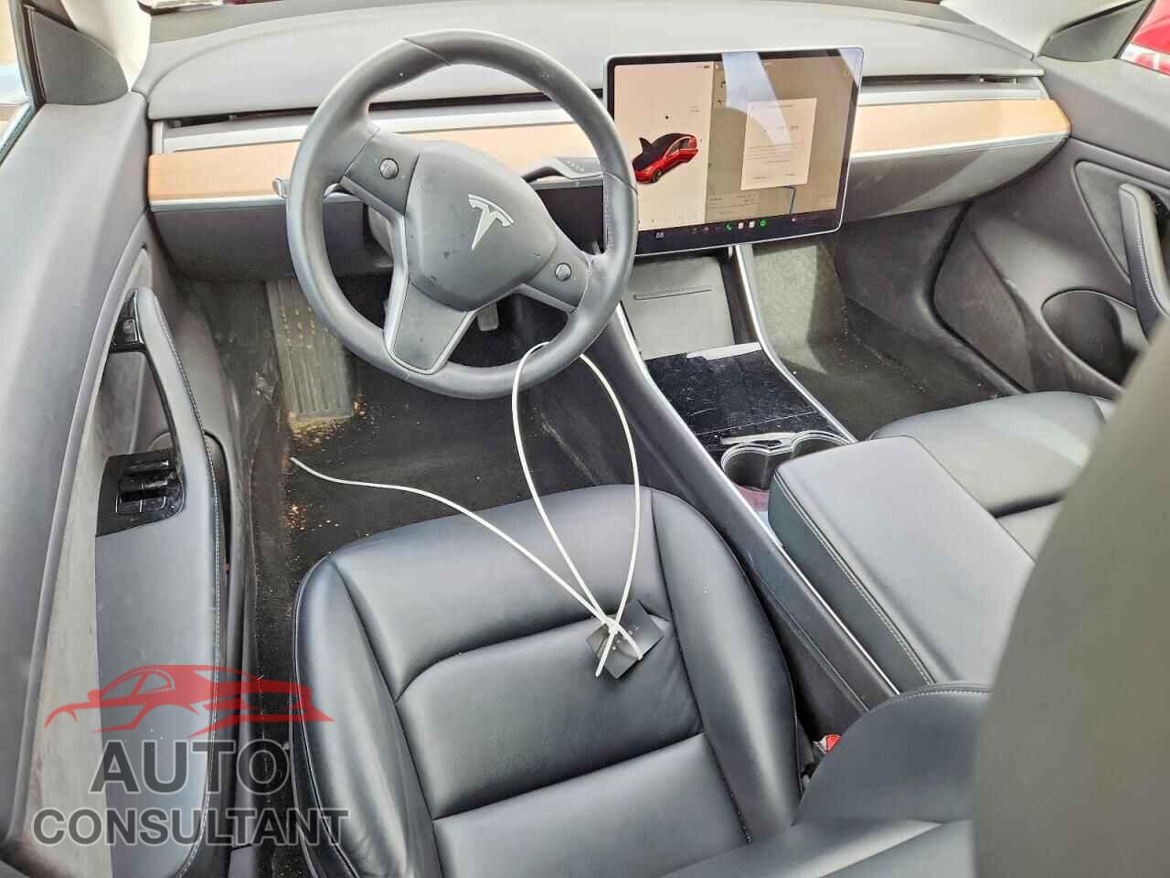 TESLA MODEL 3 2019 - 5YJ3E1EB3KF387324