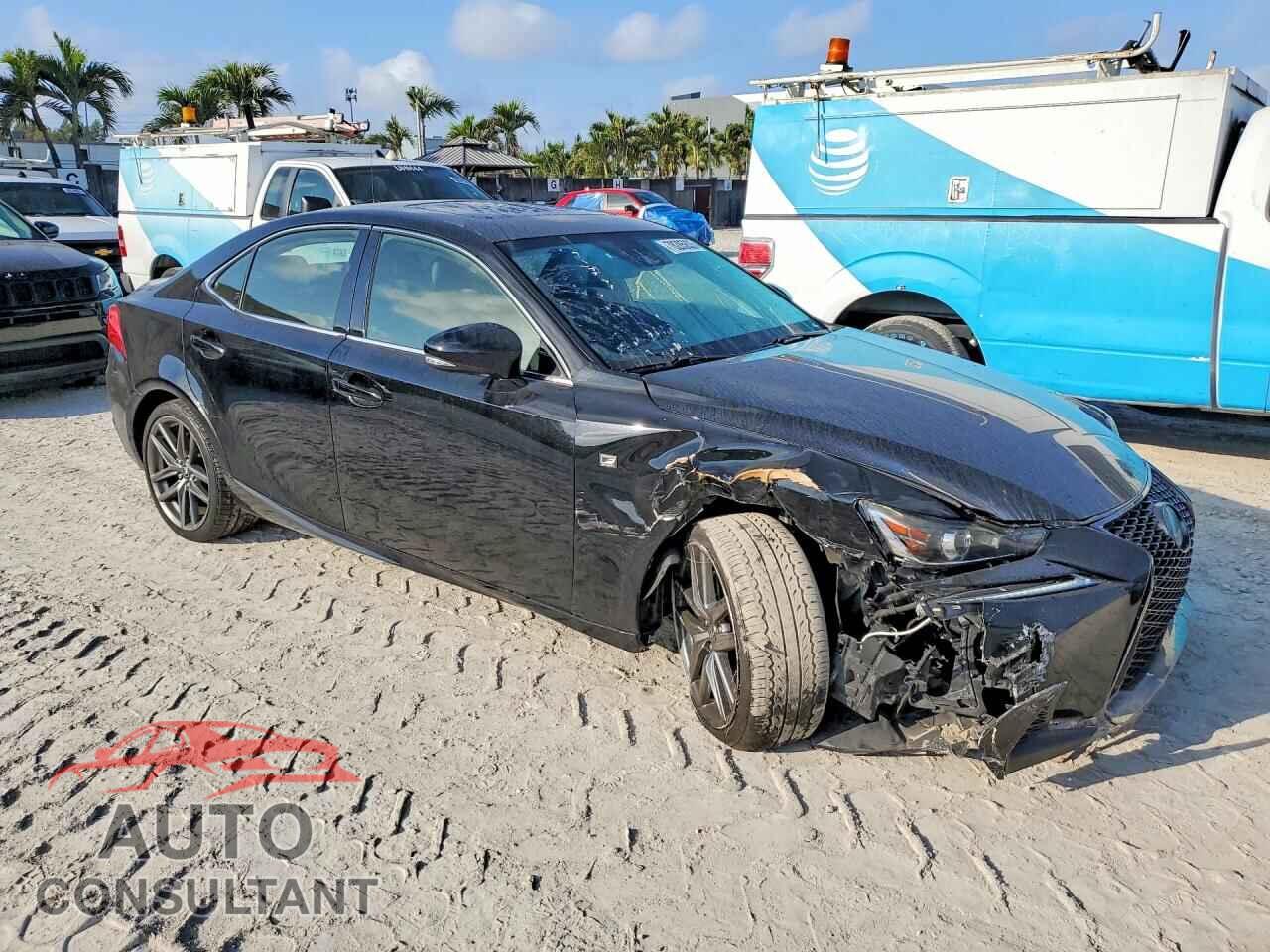 LEXUS IS 2017 - JTHCE1D2XH5013853