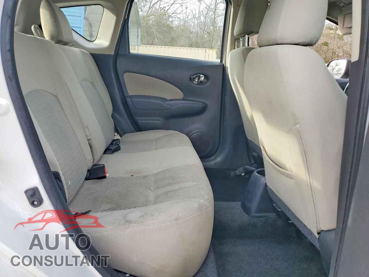 NISSAN VERSA 2017 - 3N1CE2CP3HL367382