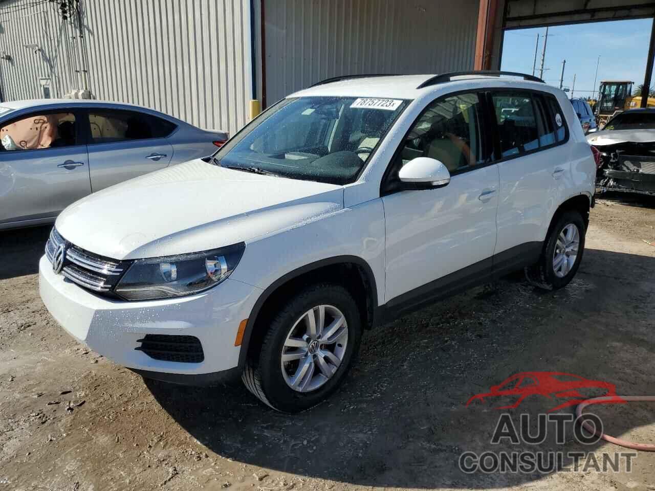 VOLKSWAGEN TIGUAN 2016 - WVGAV7AX2GW588092